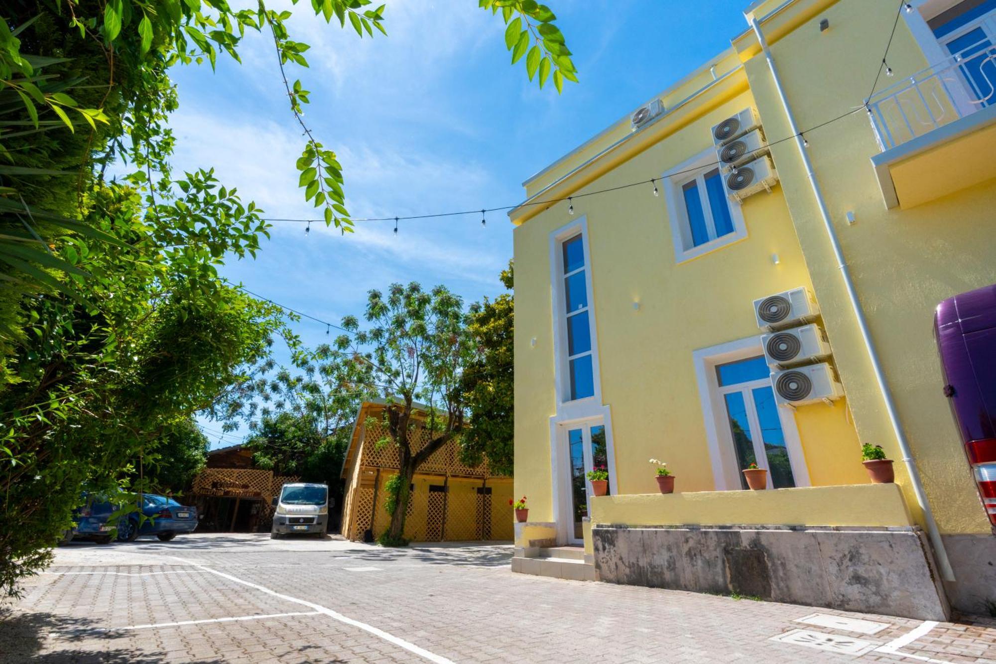 Gjuhadoli Hotel Restaurant Shkodra Exterior foto