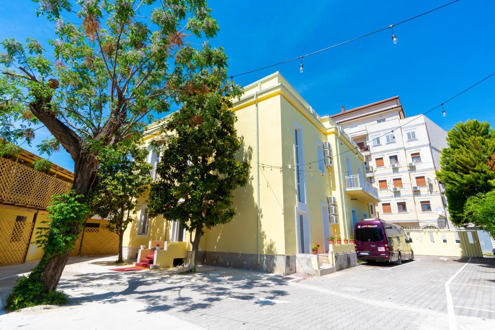 Gjuhadoli Hotel Restaurant Shkodra Exterior foto